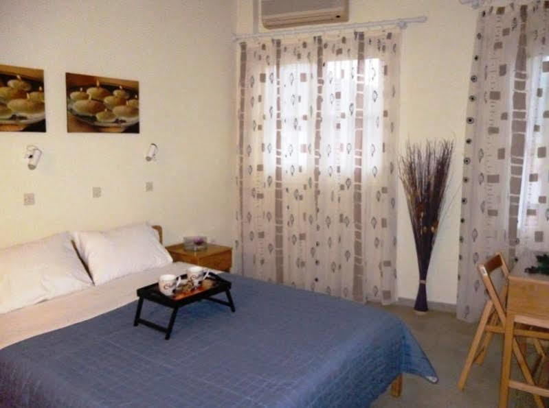 Maravelia'S Rooms Đảo Sými Ngoại thất bức ảnh