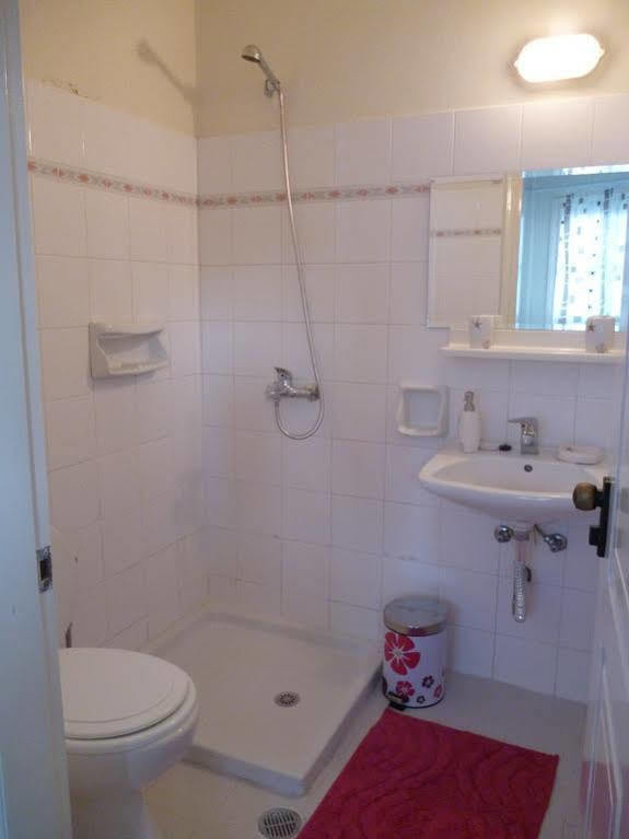 Maravelia'S Rooms Đảo Sými Ngoại thất bức ảnh